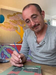 Gwénaël Gaudard dans son atelier de Saint Benoit du Sault dans l'Indre Gwénaël Gaudard dans son atelier de Saint Benoit du Sault dans l'Indre